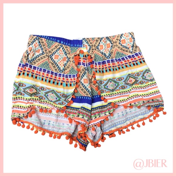 LF the brand tribal Aztec Pom Pom Shorts - Picture 2 of 5